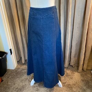 Long jean skirt